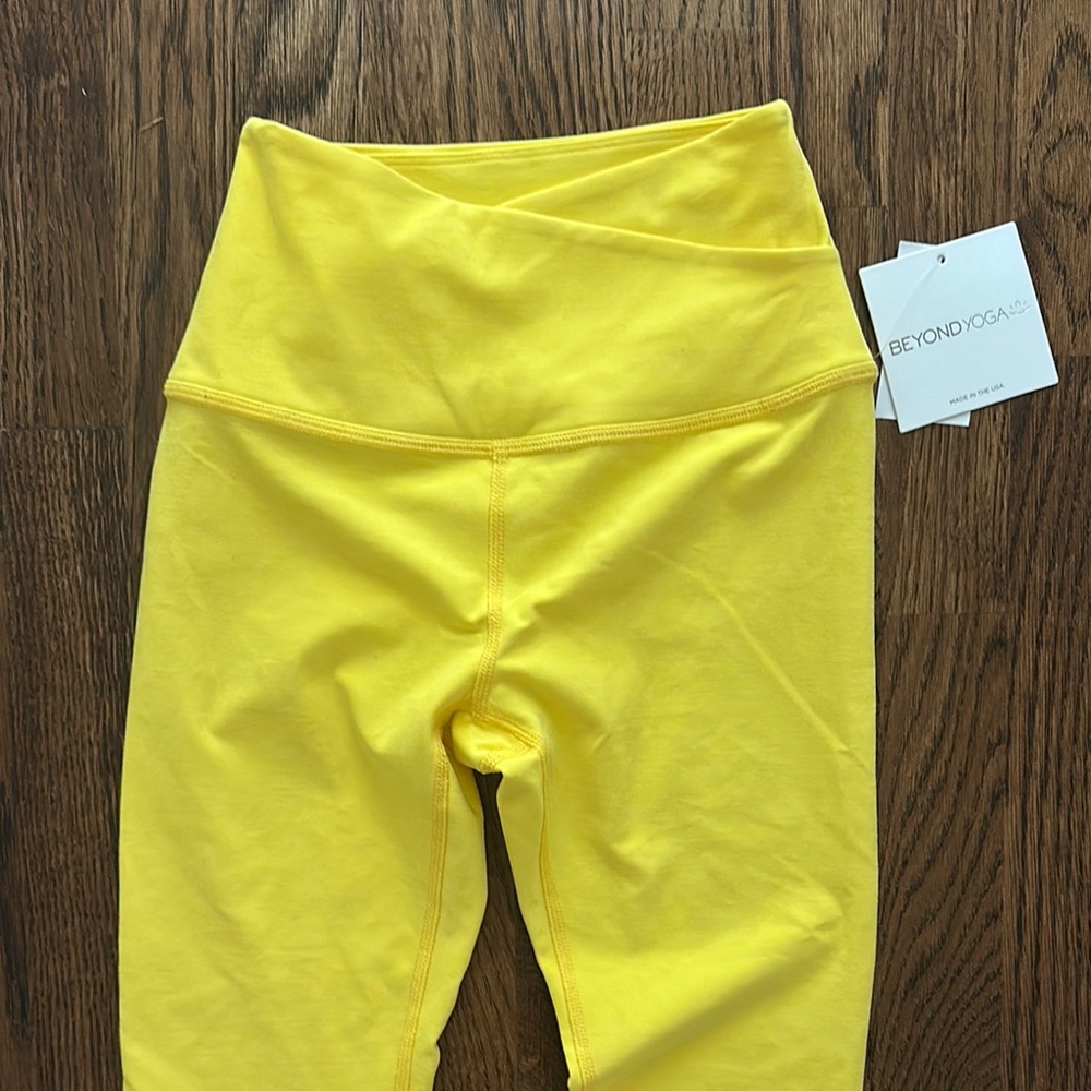 Beyond Yoga Vibrant Yellow Leggings